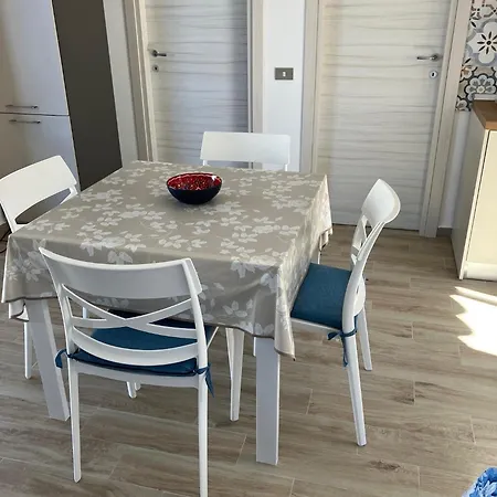 Perla Blu Apartman Scalea